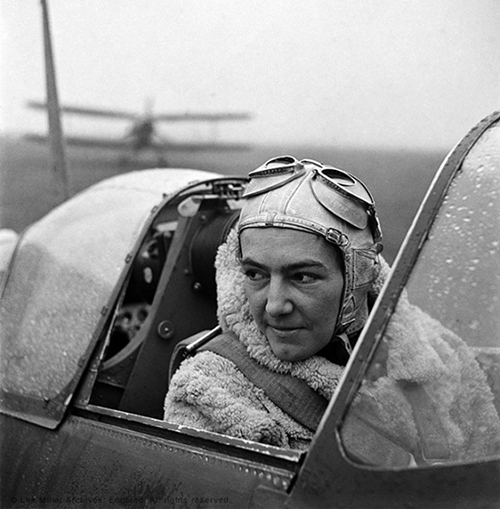زنان در جنگ / نمایشگاهی از عکس‌های «لی میلر» در طی جنگ جهانی دوم