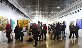 تاکید بر تبلیغ فرهنگ تزئین دیوار با تابلوهای هنری