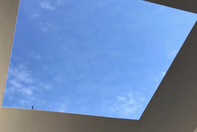 عناصر بصری مزاحم و برچیدن یک چیدمان در MoMA