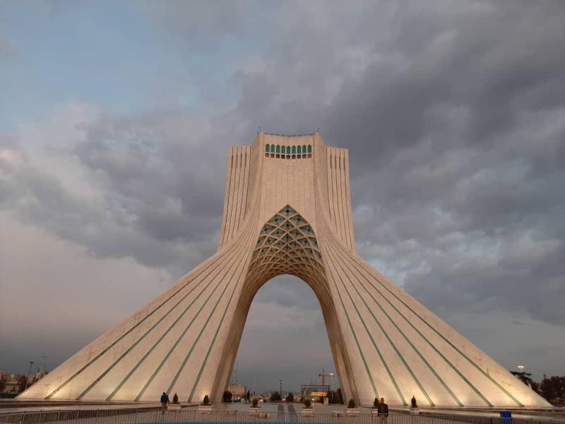 برج آزادی؛ نماد شهر تهران