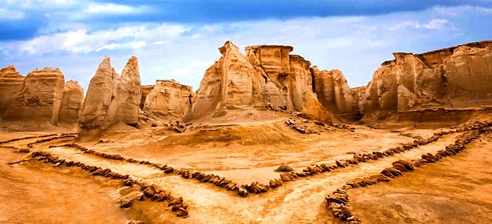 ابلاغ مراتب ثبت ملی ۱۲ اثر طبیعی به استاندار هرمزگان