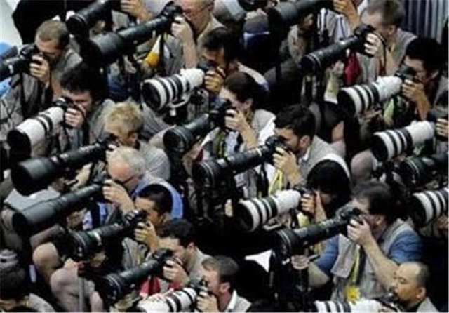 نخستین گردهمایی انجمن صنفی عکاسان مطبوعاتی برگزار شد از پیشنهاد ثبت «روز عکاس» تا قول یک نماینده به عکاسان