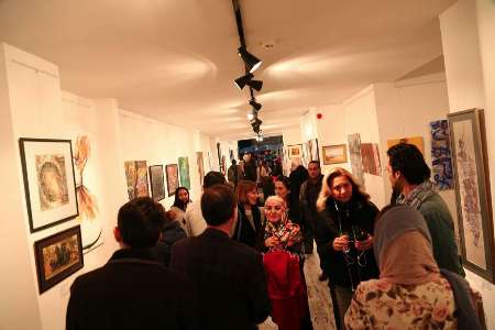 نمایشگاه آثار هنرمندان نقاش و نقاشی خط ایرانی در استانبول برپا شد
