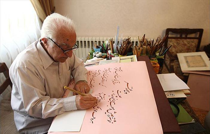 محمد سلحشور:جایگاه هنر خوشنویسی در ایران ارتقا یافته است