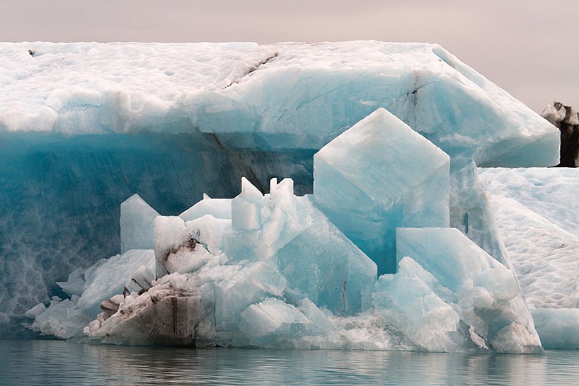 جزیره‌های یخی هندسی با الهام از کشف اخیر ناسا