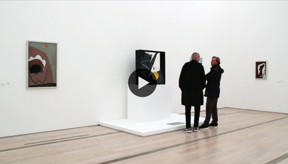ویدئوی نمایش آثار Alexander Calder در گالری شماره 3 Calder