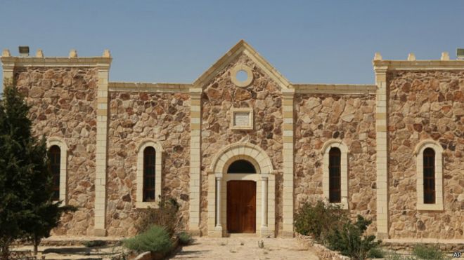 داعش صومعه باستانی مار الیان در شهر القریتین در استان حمص سوریه را تخریب کرد