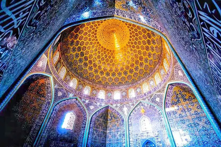 مسجد شیخ لطفالله میزبان هنرمندان سوگواره رضوی
