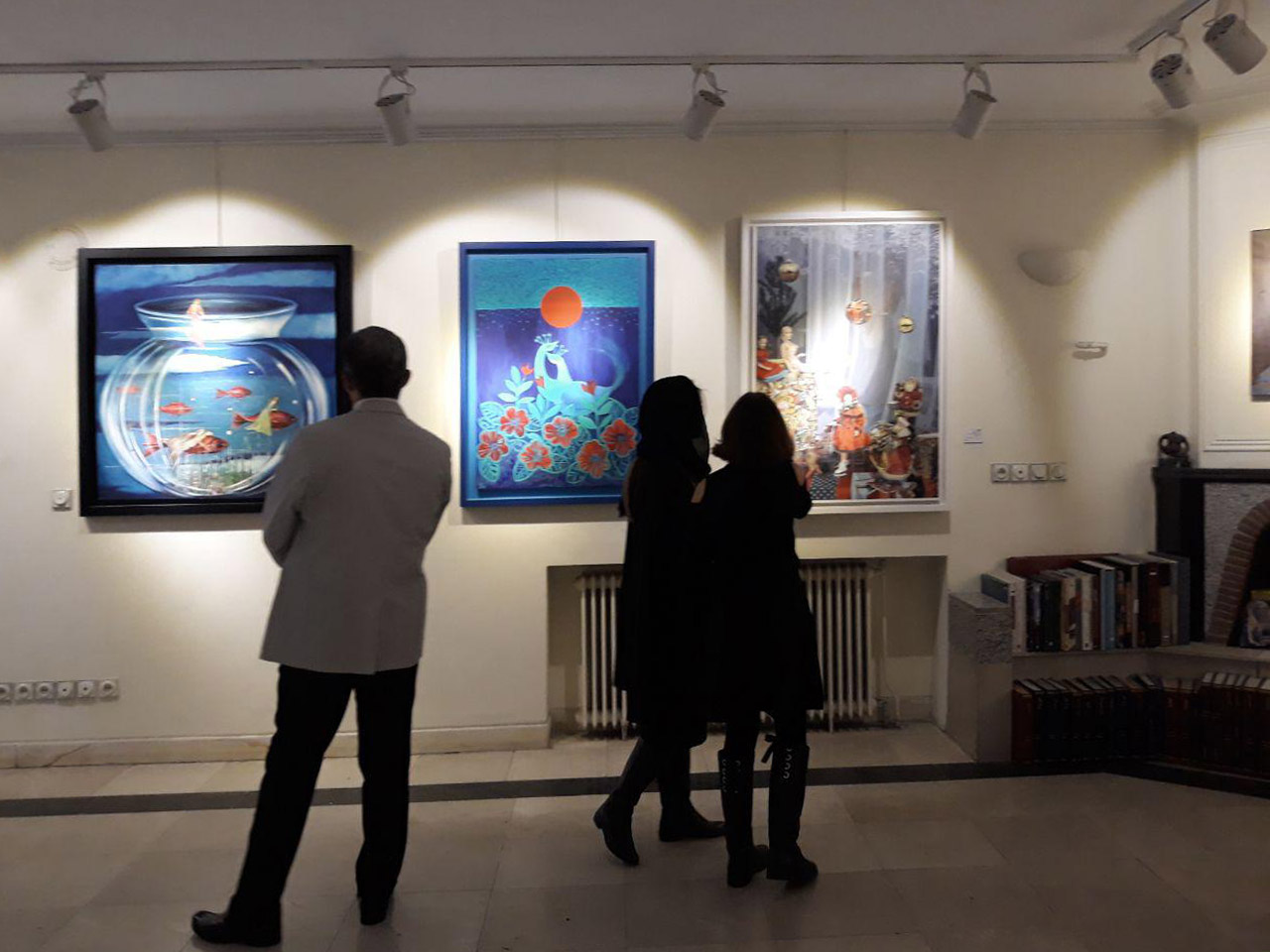 گزارش تصویری نمایشگاه گروهی زنان هنرمند نقاش در نگارخانه آشیان نقش و مهر