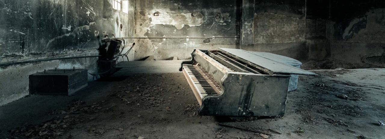 پیانوهای شکسته در ویلاهای فراموش شده اروپا