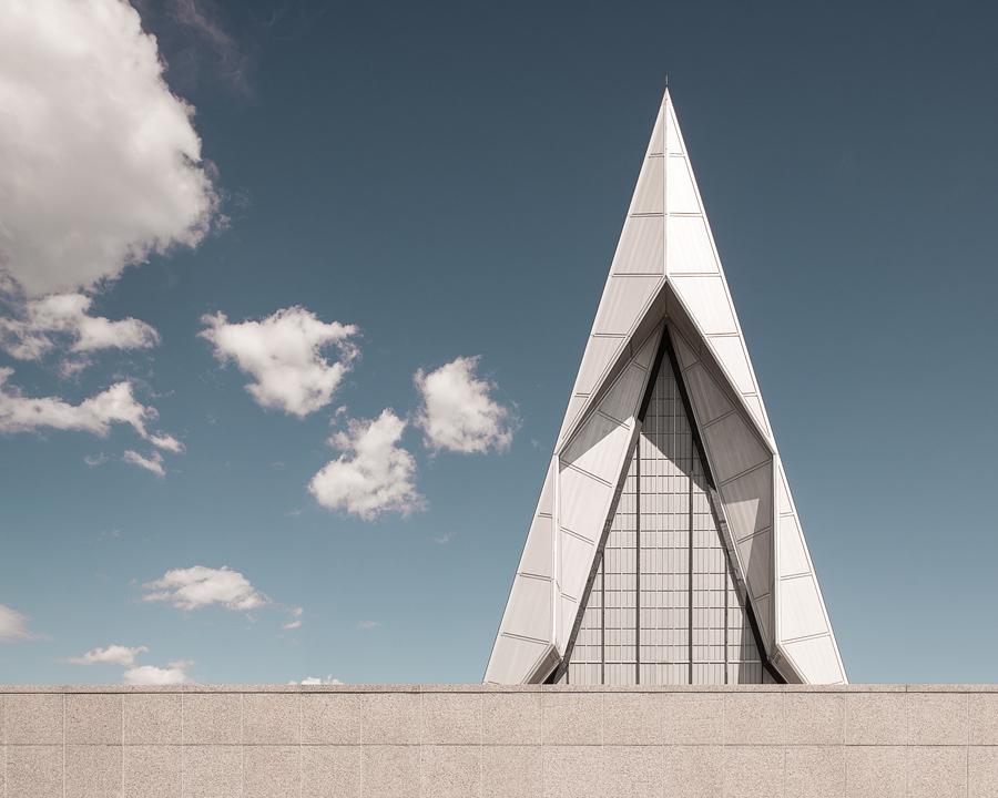 طراحی متفاوت یک کلیسا مدرن در Colorado