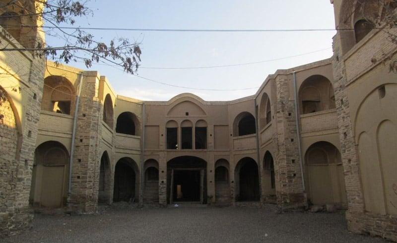 انعقاد تفاهم نامه سه جانبه جهت مرمت بازار شهر تاریخی نراق