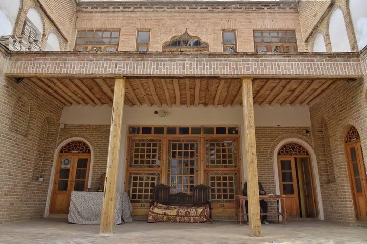 مرمت بناهای تاریخی تویسرکان همدان